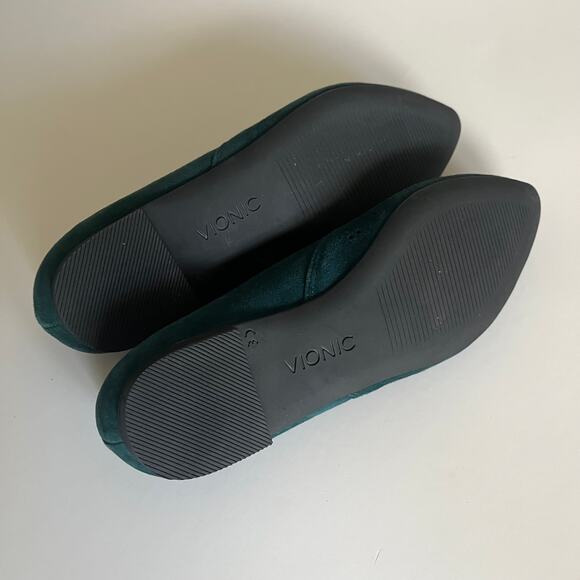 Vionic 'Posey' Women's 6 Flat Green Suede Orthotic Comfort Ballet Fall Slip On - Picture 7 of 7